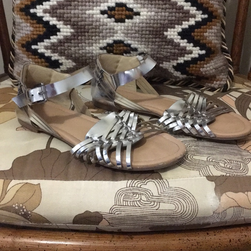 Shiny silver sandals